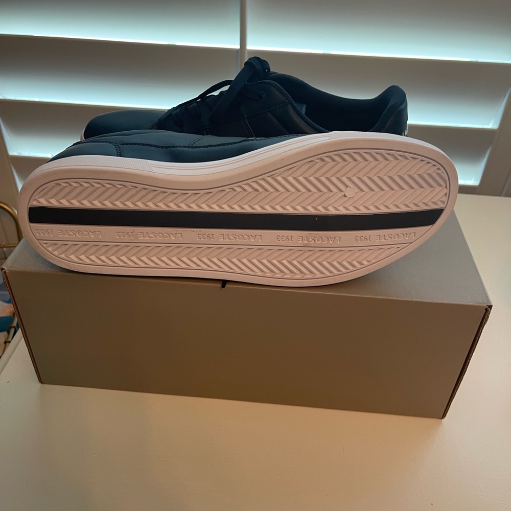 Lacoste mens shoes - Picture 4 of 4